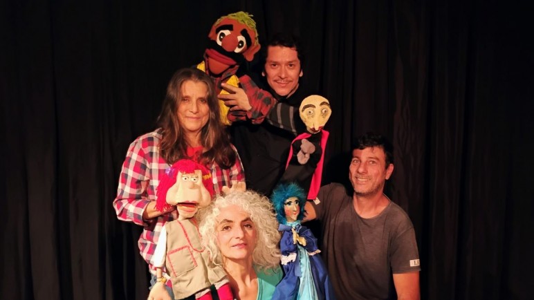 Festival de Títeres para toda la familia: la diversión continúa con "Demetrio, el Vampiro"